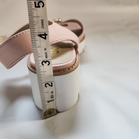 BC Footwear Blush So Famous Sandals Pink Vegan Leather Chunky Size 7.5 - Picture 3 of 15